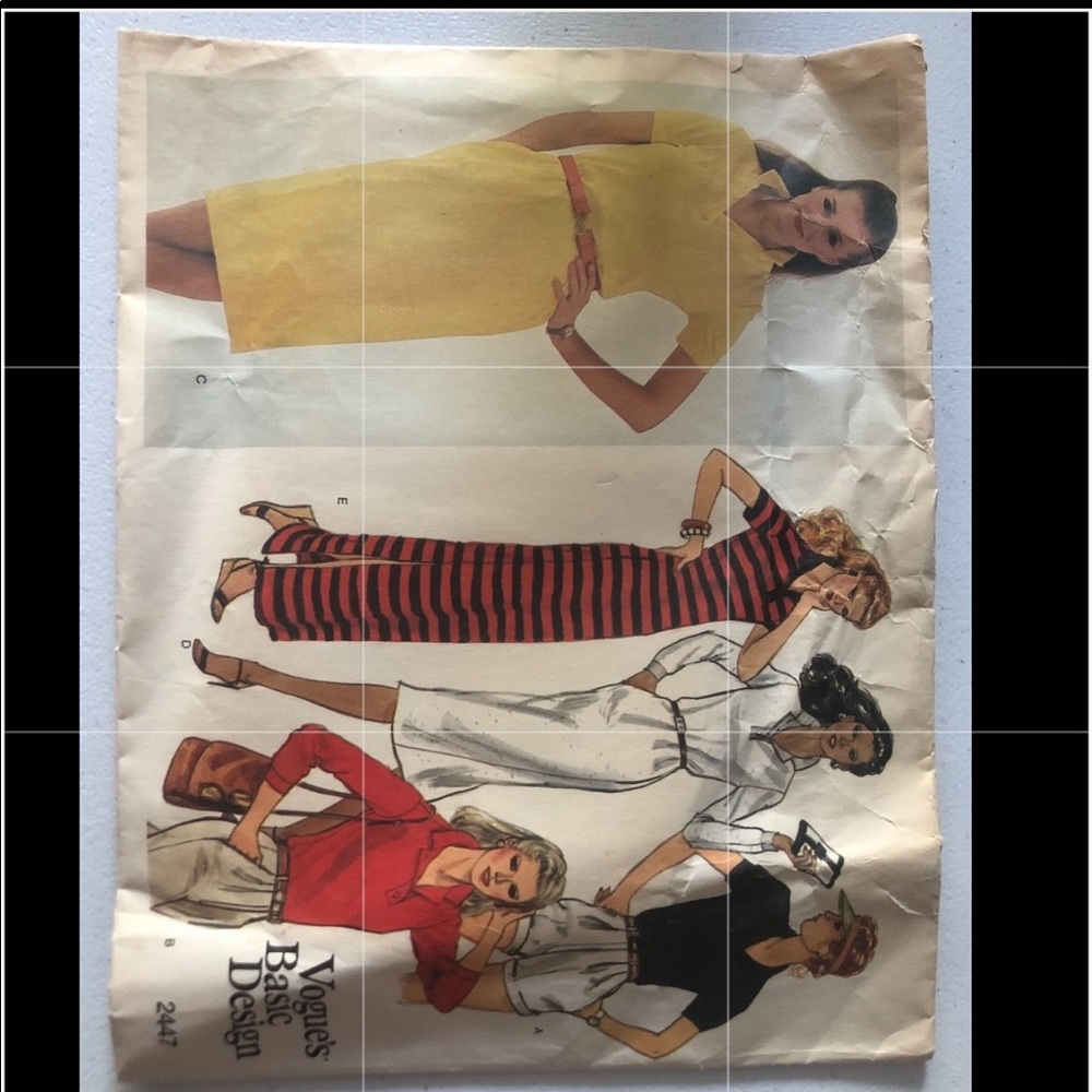 Vogue’s Basic Design 2447 Pattern Set Size 8